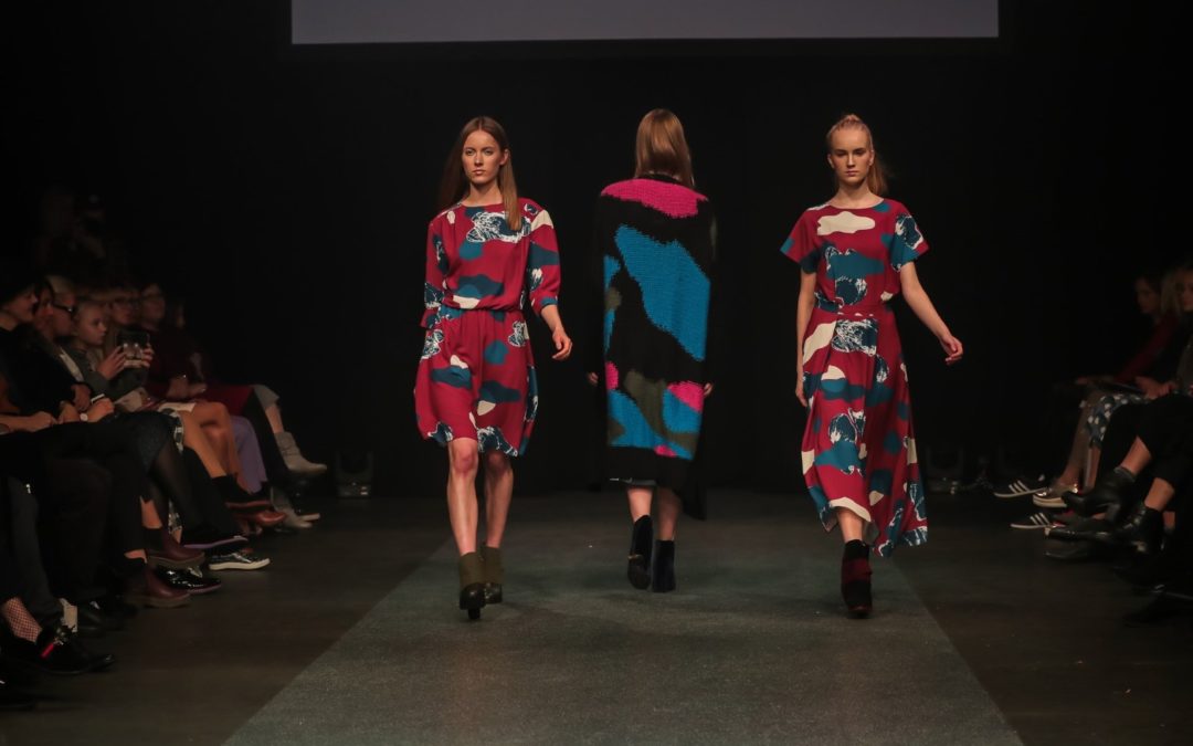 Moenädala Tallinn Fashion Week 2017 teine litrisärane ja kosmiliselt gläm show